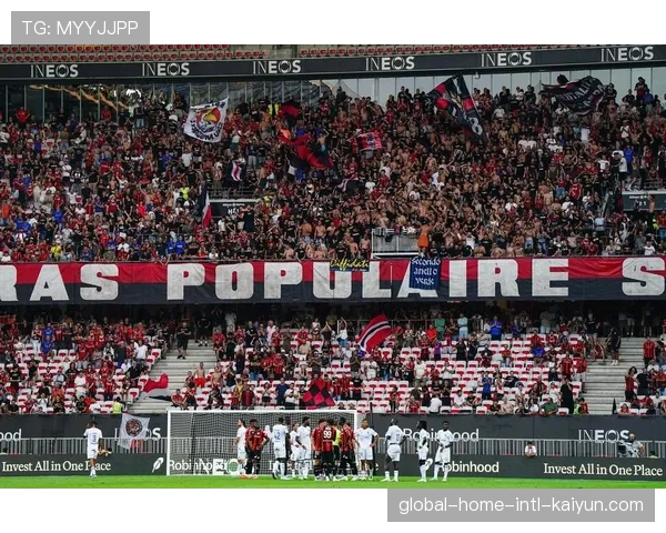 法兰克福防守专注度不足问题暴露 近三个主场场均失2球