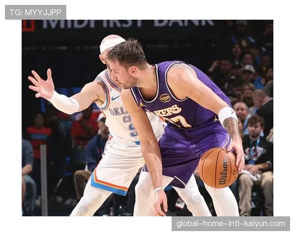 湖人禁区得分62分碾压雷霆 利用失误得分29分显防守压迫 湖人禁区得分62分碾压雷霆 利用失误得分29分显防守压迫