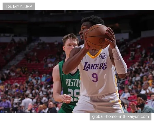 布朗尼与蒂耶罗继续缺席比赛 湖人年轻球员成长机会受限